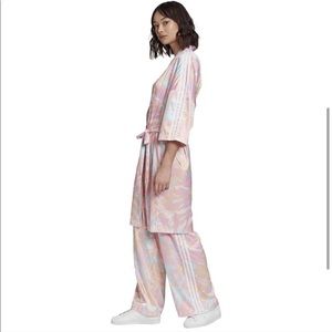 Adidas marble pink pastel robe